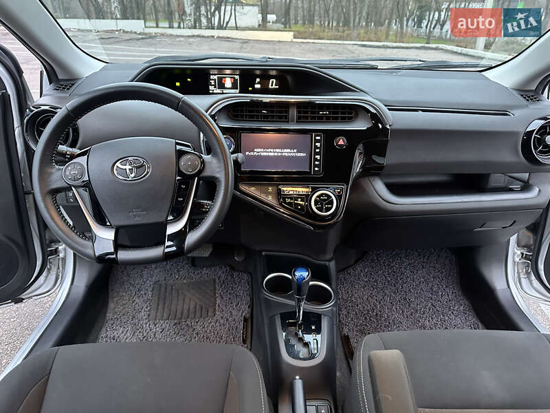 Хэтчбек Toyota Aqua 2020 в Киеве