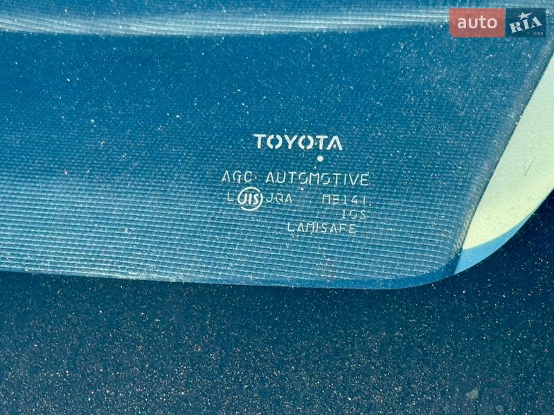 Хэтчбек Toyota Aqua 2015 в Киеве
