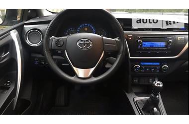 Универсал Toyota Auris 2013 в Трускавце
