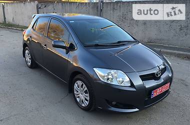 Хэтчбек Toyota Auris 2008 в Днепре