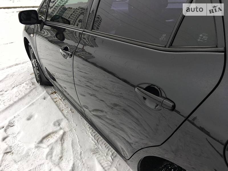Хэтчбек Toyota Auris 2009 в Ивано-Франковске