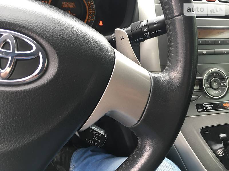 Хэтчбек Toyota Auris 2009 в Ивано-Франковске