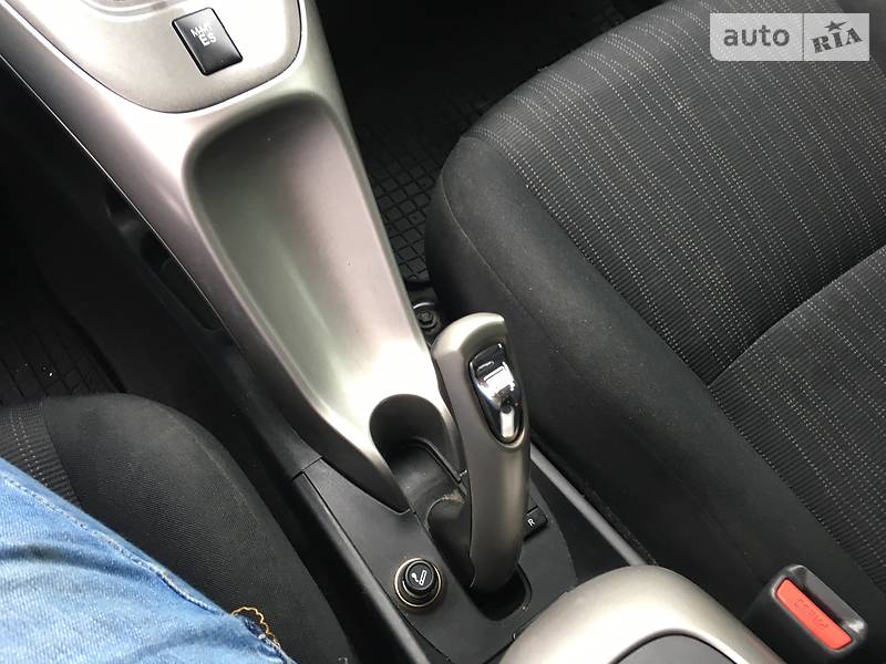Хэтчбек Toyota Auris 2009 в Ивано-Франковске