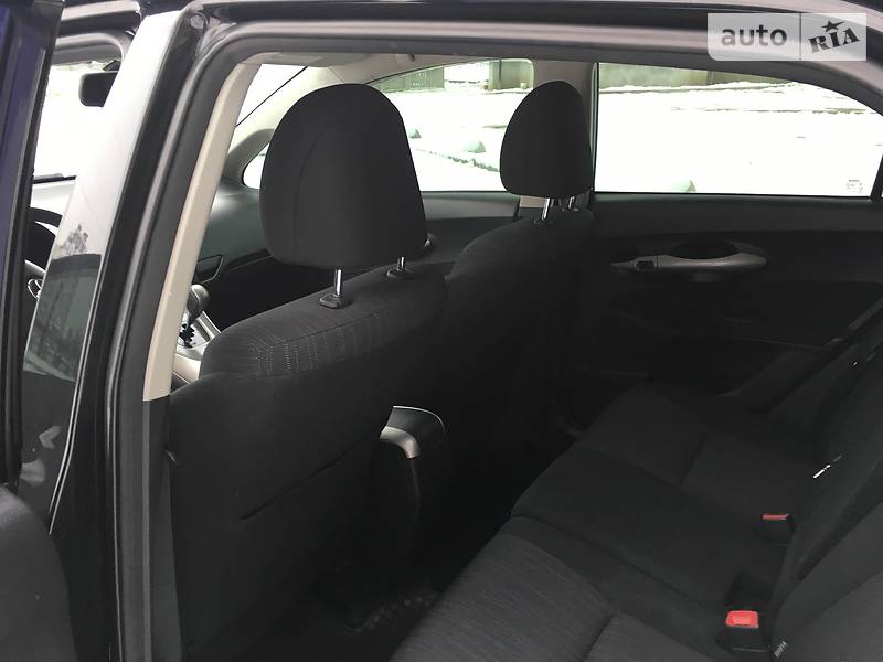 Хэтчбек Toyota Auris 2009 в Ивано-Франковске