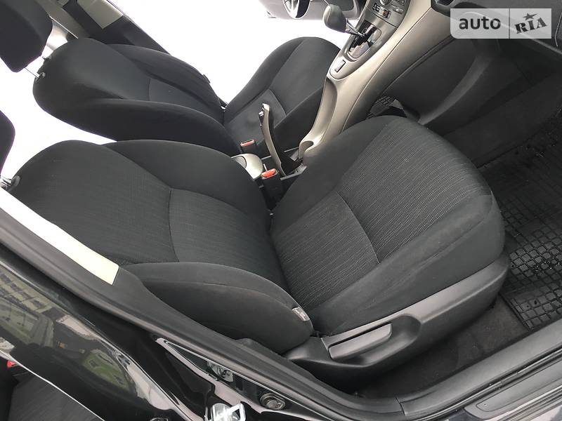 Хэтчбек Toyota Auris 2009 в Ивано-Франковске