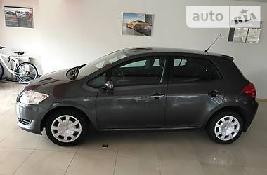 Хэтчбек Toyota Auris 2008 в Черкассах