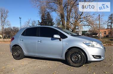 Хэтчбек Toyota Auris 2008 в Горишних Плавнях