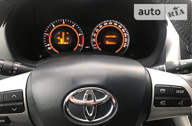 Хэтчбек Toyota Auris 2010 в Киеве