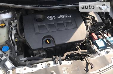 Хетчбек Toyota Auris 2007 в 