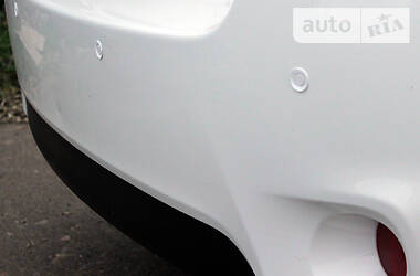 Хетчбек Toyota Auris 2011 в 