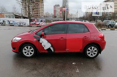 Хетчбек Toyota Auris 2007 в 