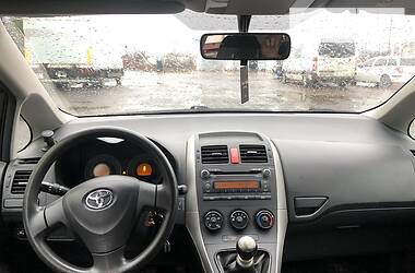 Хетчбек Toyota Auris 2008 в 