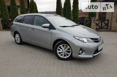 Универсал Toyota Auris 2014 в Дрогобыче