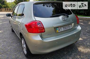 Хэтчбек Toyota Auris 2008 в Черновцах