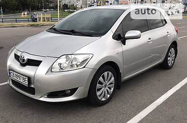 Хетчбек Toyota Auris 2007 в 