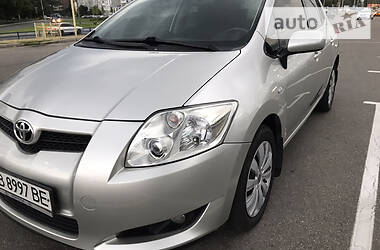 Хетчбек Toyota Auris 2007 в 