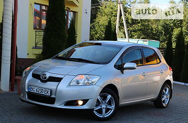 Хэтчбек Toyota Auris 2009 в Трускавце