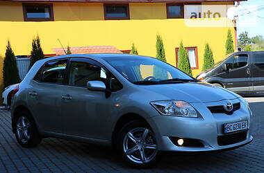 Хэтчбек Toyota Auris 2009 в Трускавце