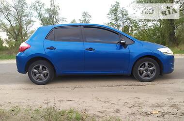 Хэтчбек Toyota Auris 2010 в Киеве