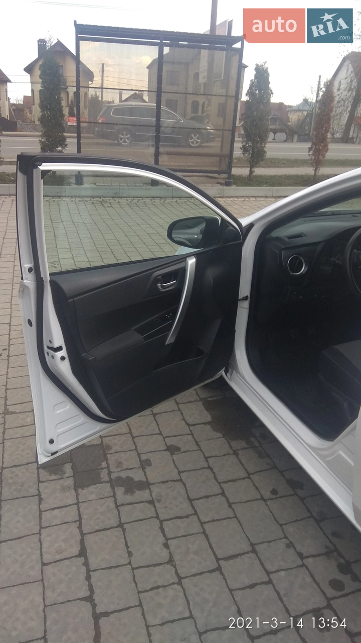2014 Toyota Auris - мініатюра 13