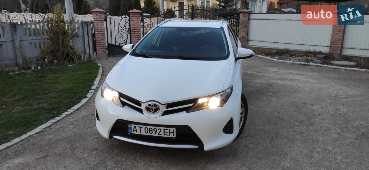 2014 Toyota Auris - мініатюра 10