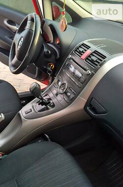 Хетчбек Toyota Auris 2007 в Чернівцях