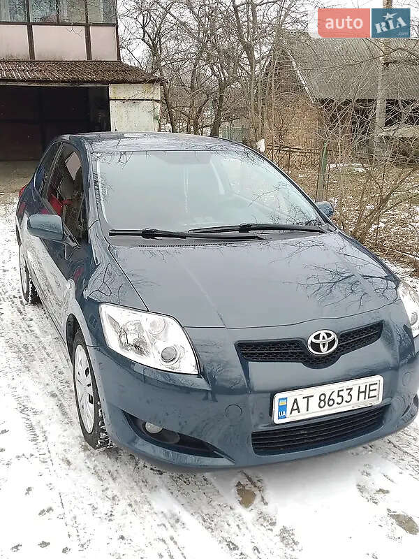 Хэтчбек Toyota Auris 2007 в Ивано-Франковске