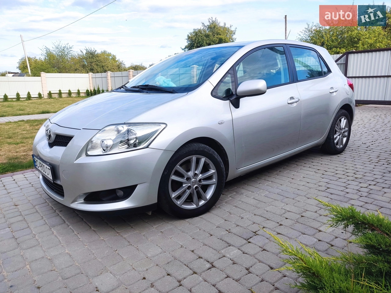 2010 Toyota Auris - мініатюра 14