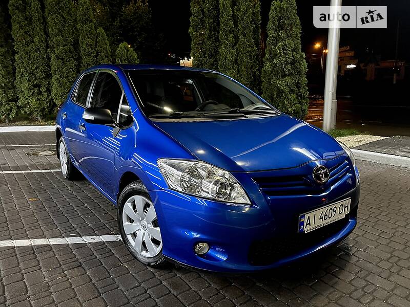 Toyota Auris A V T O M A T