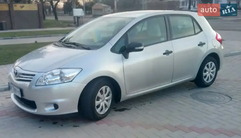 Toyota Auris