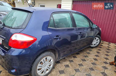 Хетчбек Toyota Auris 2011 в Умані