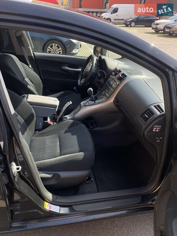 Хетчбек Toyota Auris 2007 в Києві