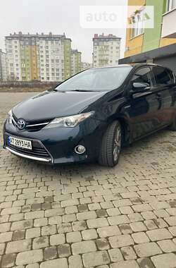 Хетчбек Toyota Auris 2015 в Івано-Франківську