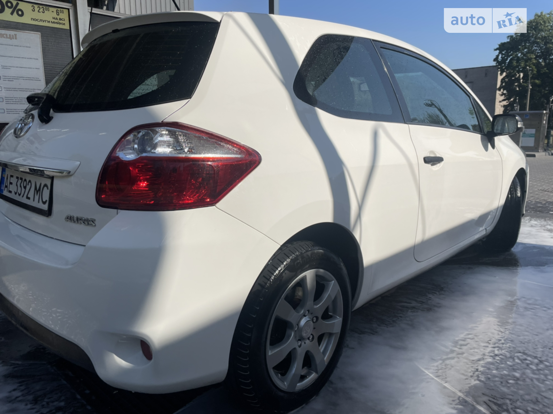2010 Toyota Auris - мініатюра 8