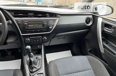 Хетчбек Toyota Auris 2013 в Запоріжжі