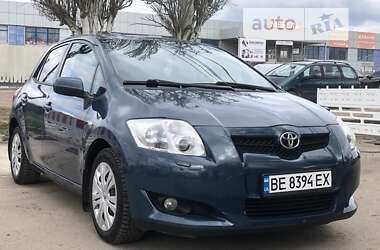 Хэтчбек Toyota Auris 2008 в Николаеве