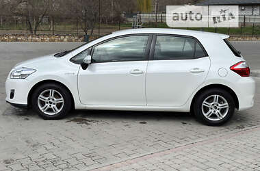 Хэтчбек Toyota Auris 2011 в Могилев-Подольске