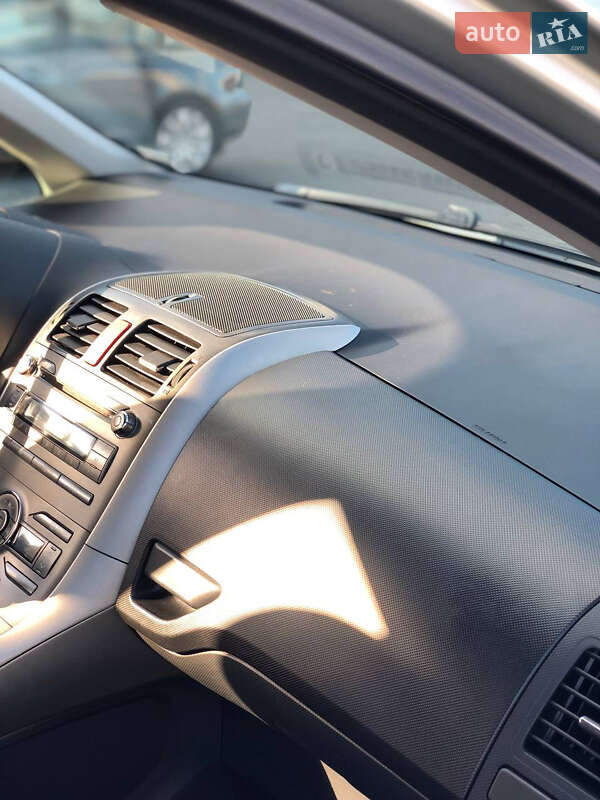 Хетчбек Toyota Auris 2008 в Білій Церкві