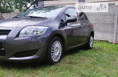 Хэтчбек Toyota Auris 2008 в Харькове