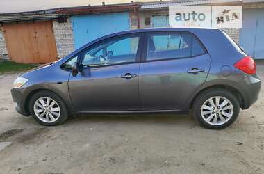 Хетчбек Toyota Auris 2007 в Новояворівську