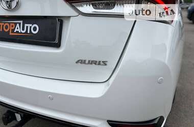 Универсал Toyota Auris 2016 в Запорожье