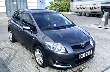 Хетчбек Toyota Auris 2008 в Кременчуці