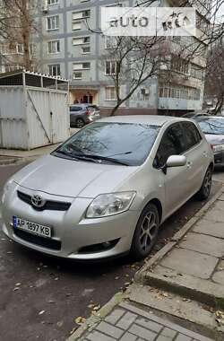 Хэтчбек Toyota Auris 2008 в Запорожье