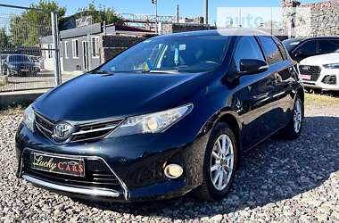 Хэтчбек Toyota Auris 2013 в Одессе