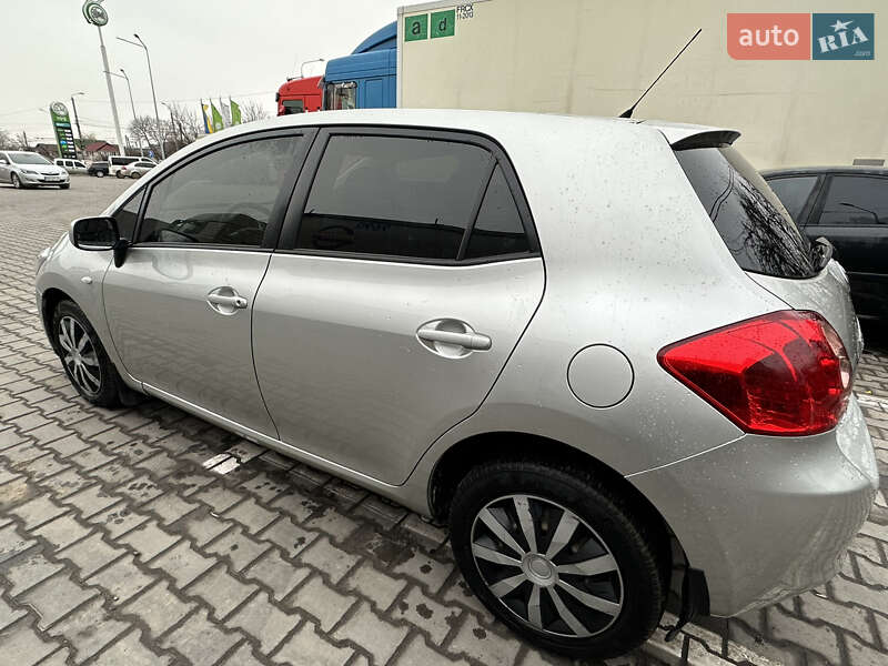Хэтчбек Toyota Auris 2007 в Виннице