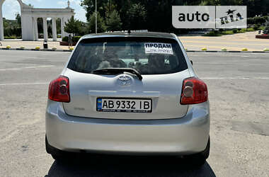 Хэтчбек Toyota Auris 2007 в Тростянце