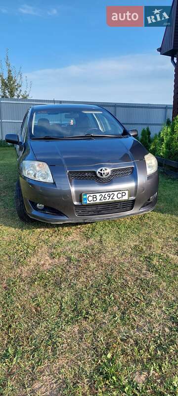 Хетчбек Toyota Auris 2008 в Чернігові