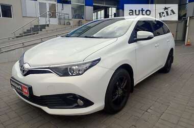 Універсал Toyota Auris 2016 в Одесі