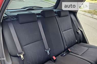 Хэтчбек Toyota Auris 2010 в Киеве