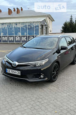 Универсал Toyota Auris 2016 в Черновцах